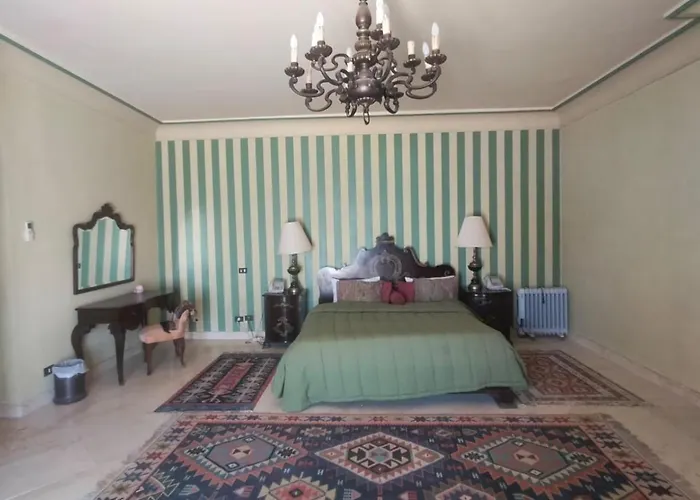 Villa House *
